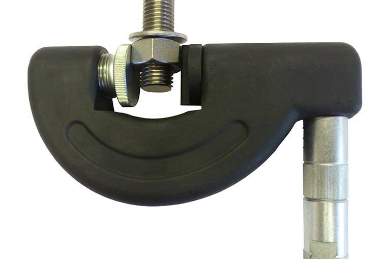 Hydraulic Nut Splitter in use