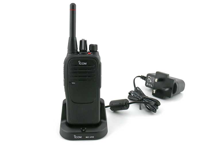 ICOM IC-F29SR PMR446 radio and charger